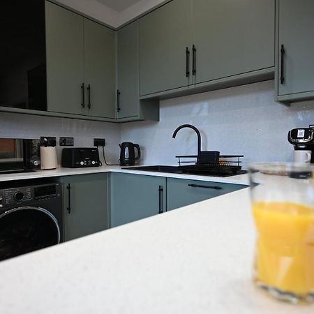 Luxury Two Bed Apartment - Cardiff City Centre Esterno foto