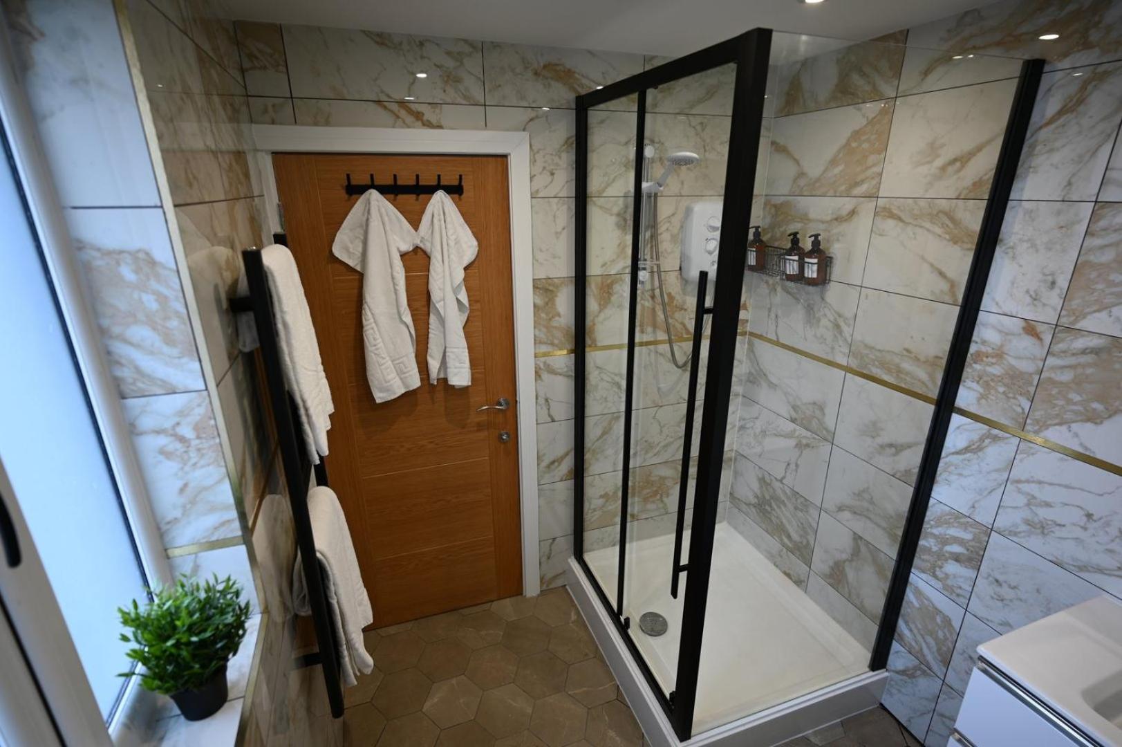Luxury Two Bed Apartment - Cardiff City Centre Esterno foto